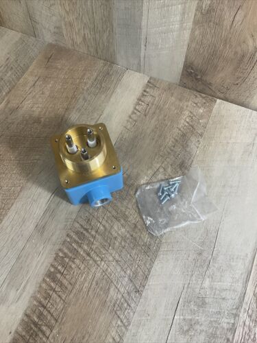 AS-IS Warrick 3E3B Red Brass Liquid Level Sensor with Three Probe, 2" NPT Male (6922756686007)